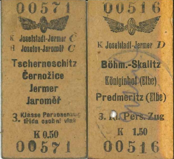 Dvojjazyčné jízdenky vydané v pokladně železniční stanice Josefov-Jaroměř v říjnu 1943.