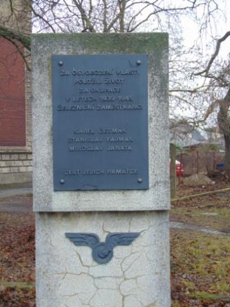 Pomník železničářům v Jaroměři
